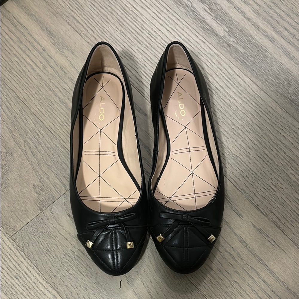 Aldo Cristella Ballet Flats with Bow Detail